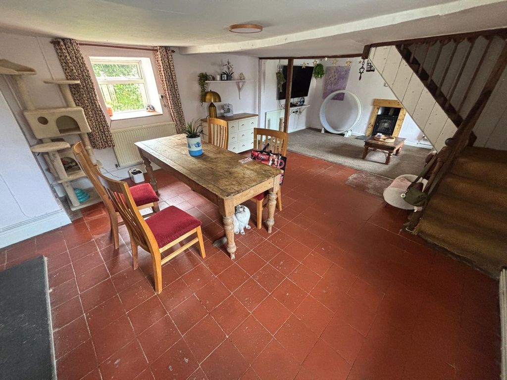 Property photo 3 of 29