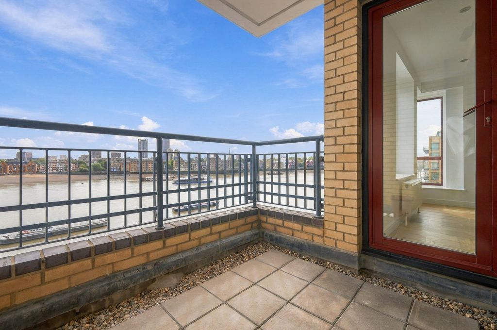 Property photo 3 of 24 Picture No. 35