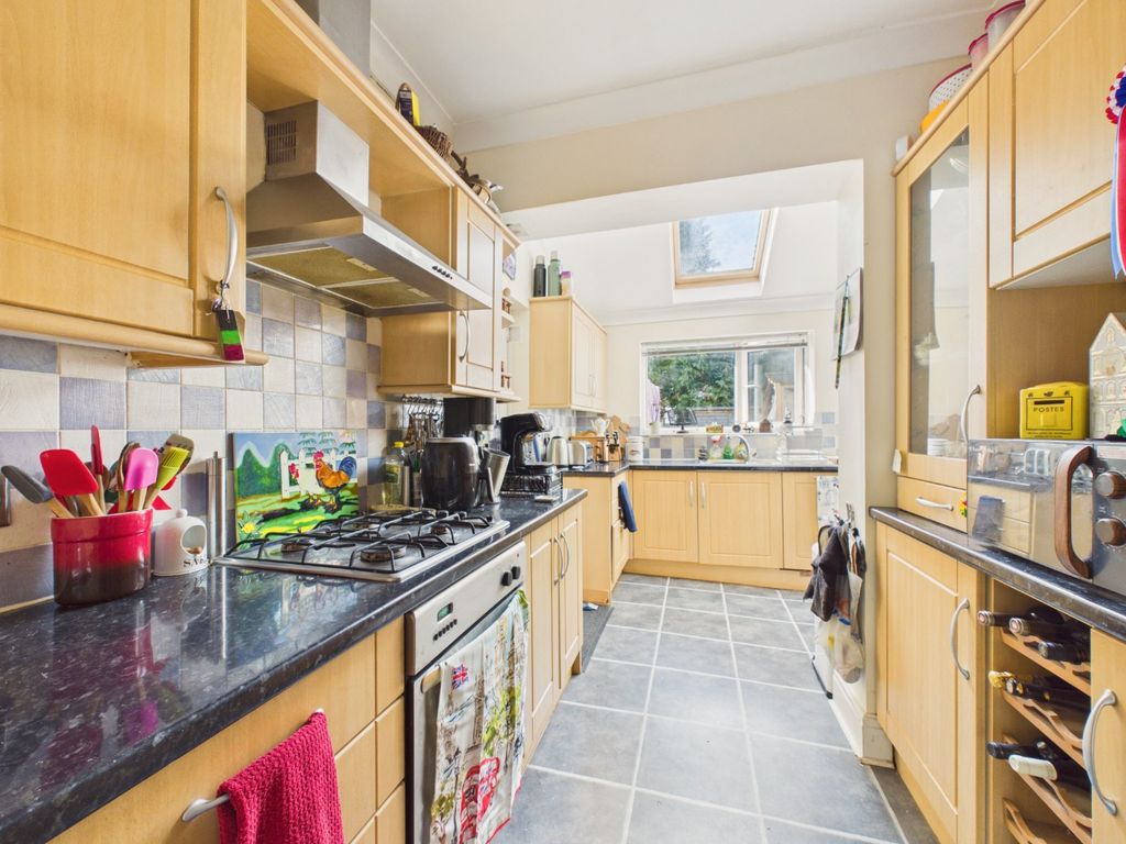 Property photo 2 of 17 4832045