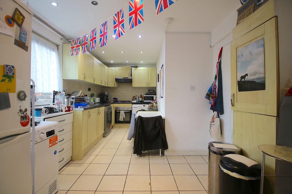 Property photo 2 of 7 Img_2127.Jpg
