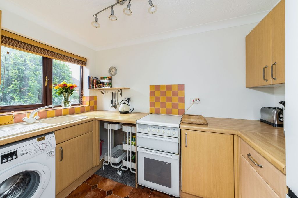 Property photo 3 of 11