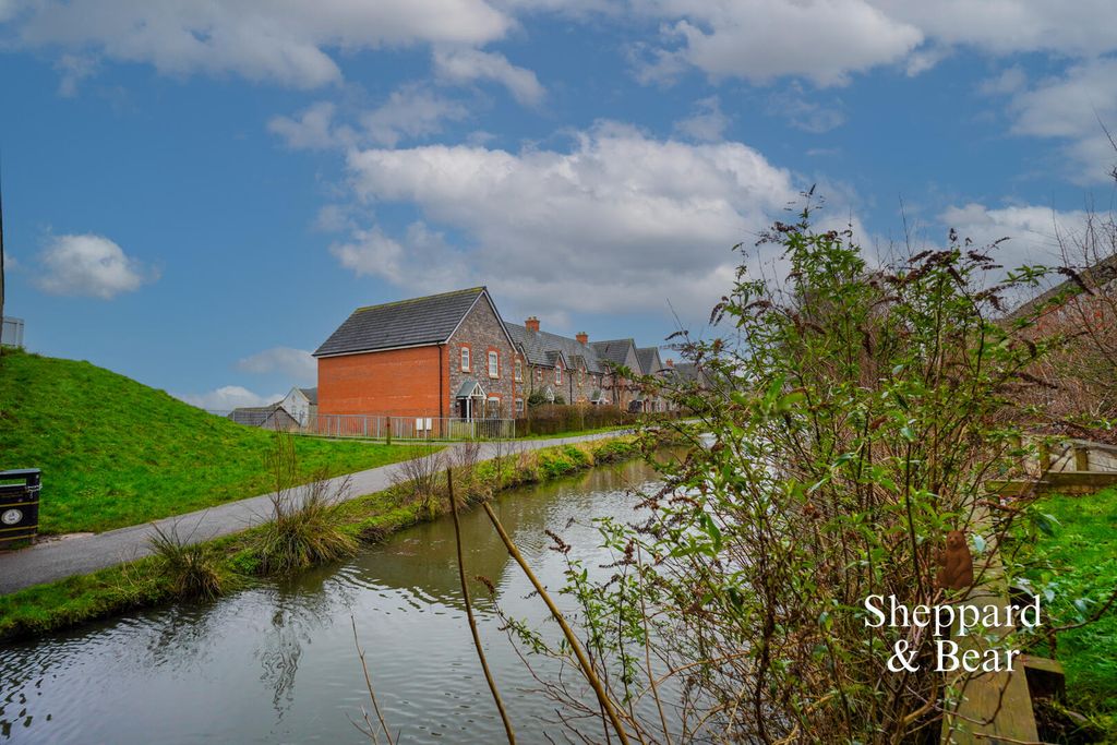 Property photo 2 of 33 Dsc02402 Copy.Jpg