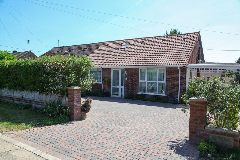 Property photo 2 of 28 Picture No. 51