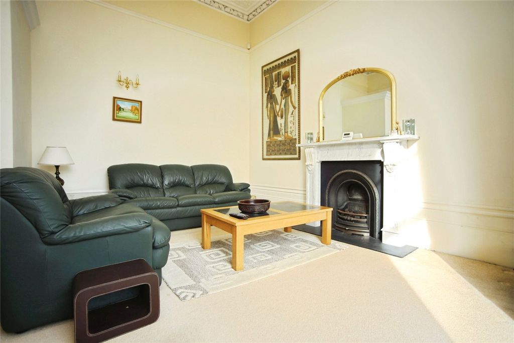 Property photo 3 of 13 Picture No. 18