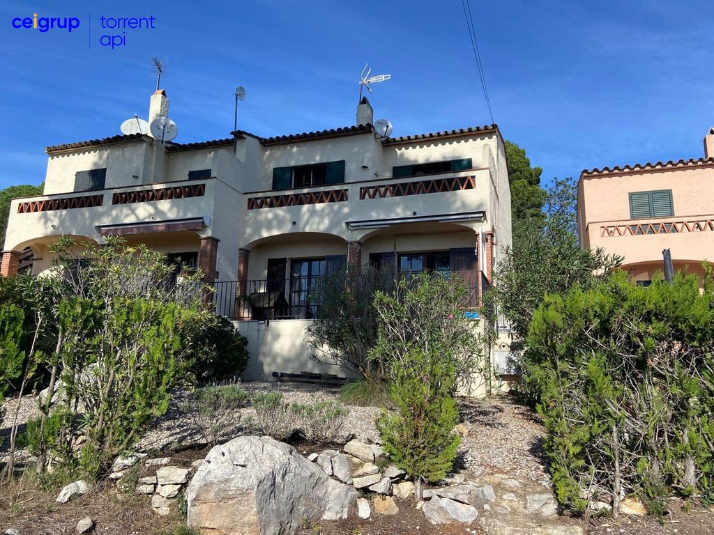 Property photo 2 of 30