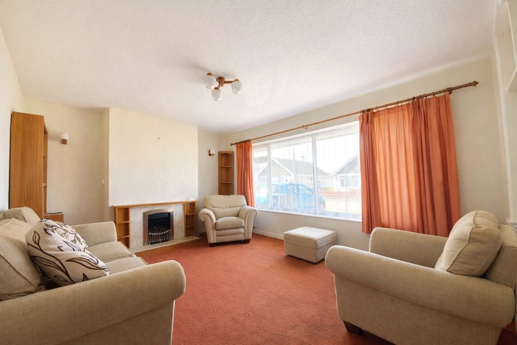 Property photo 2 of 23 Picture No. 04