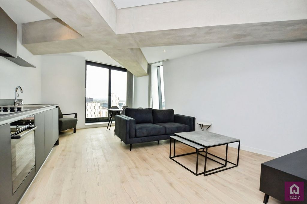 Property photo 3 of 14 Picture No. 14