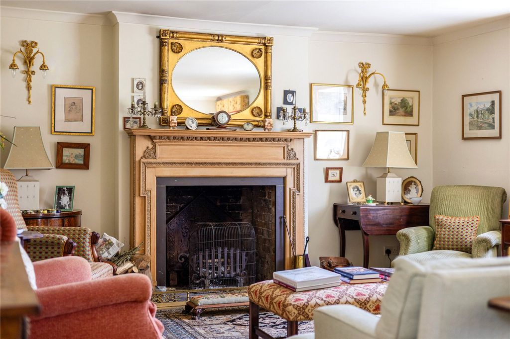Property photo 3 of 18 Fireplace