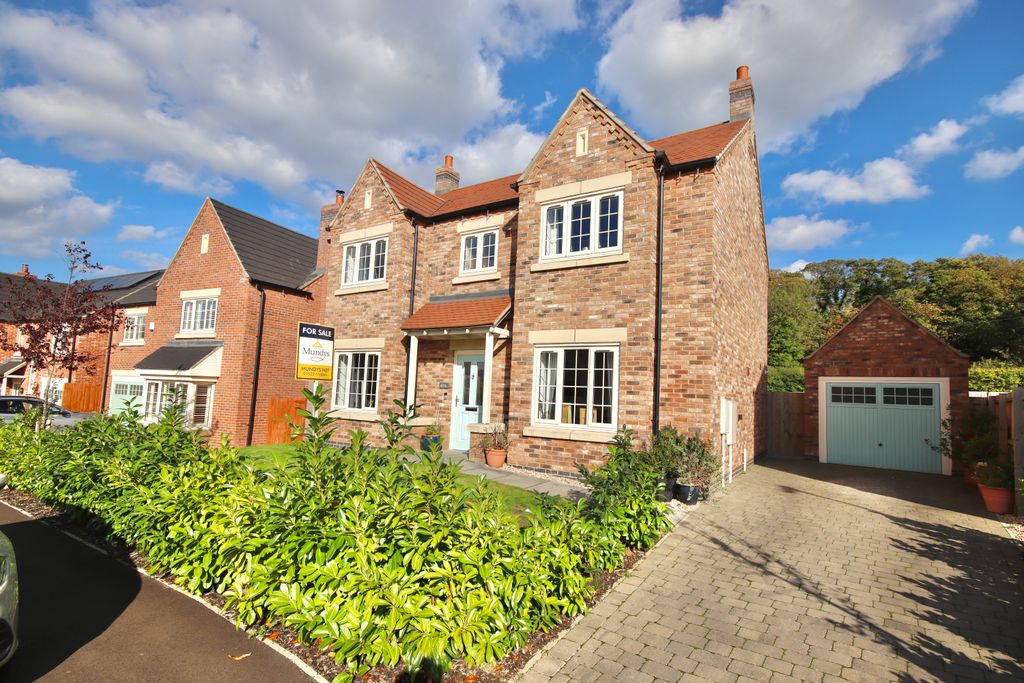 Property photo 1 of 23