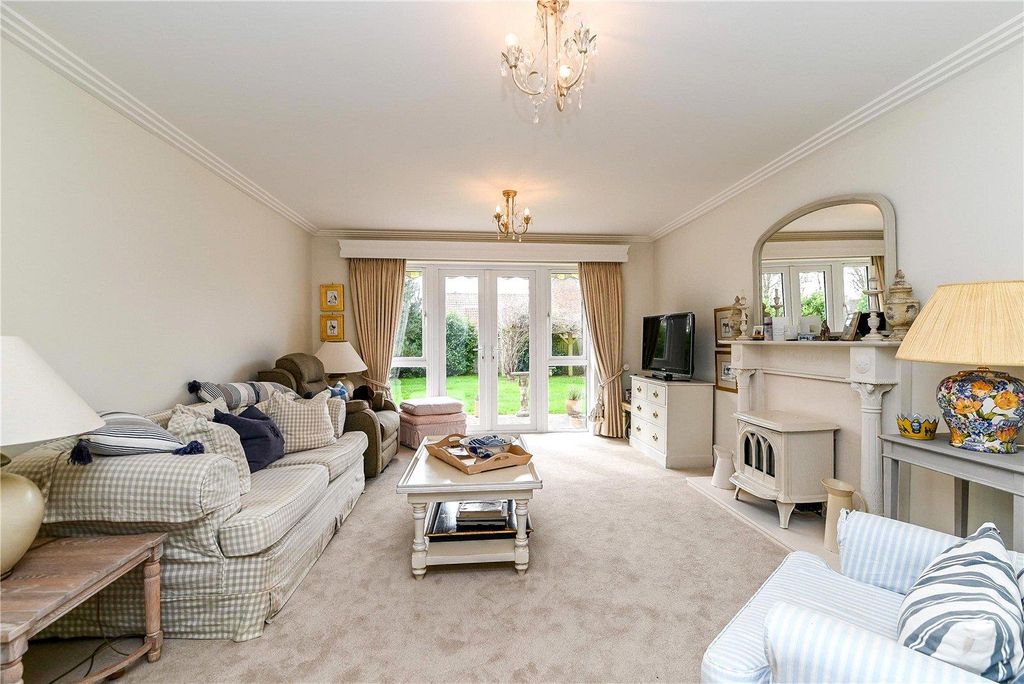 Property photo 2 of 15 Picture No. 47