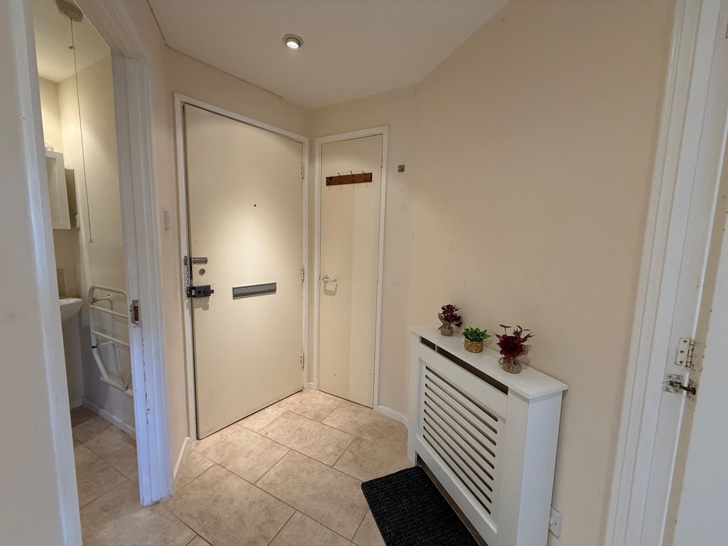 Property photo 2 of 10 Snow Hill 3