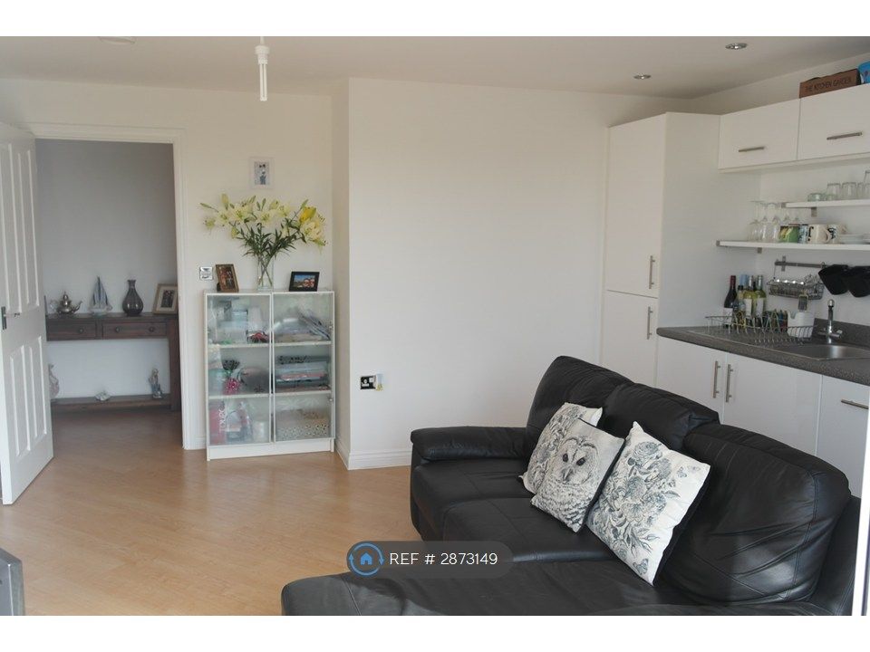 Property photo 2 of 8