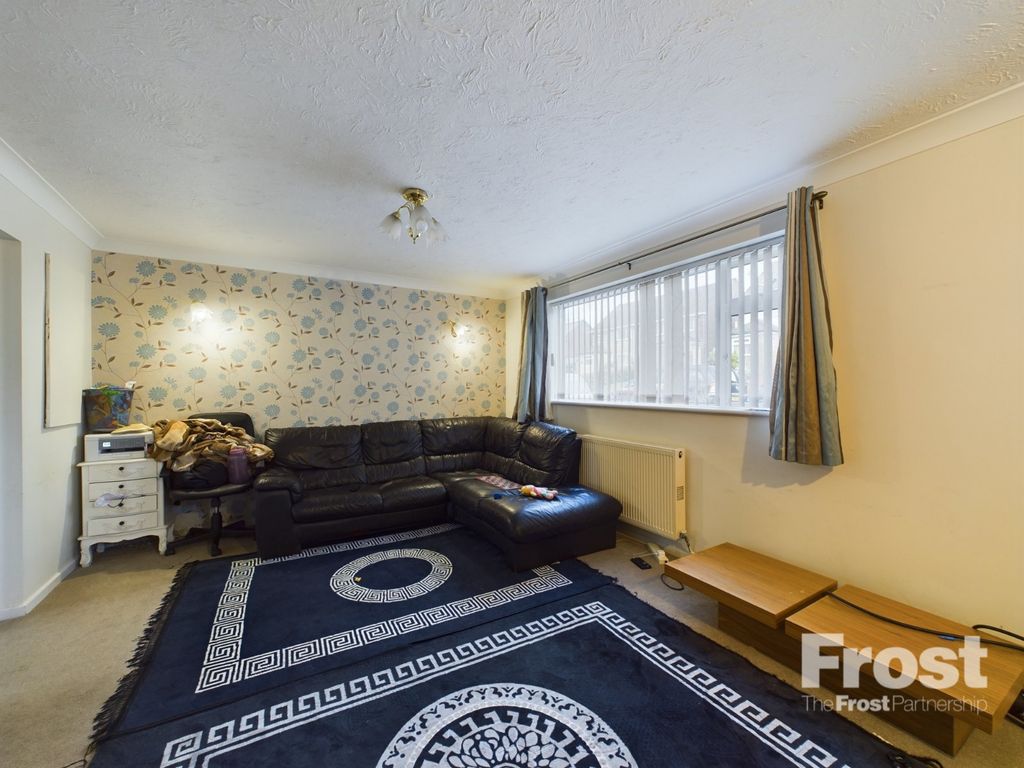 Property photo 2 of 9 Living Room