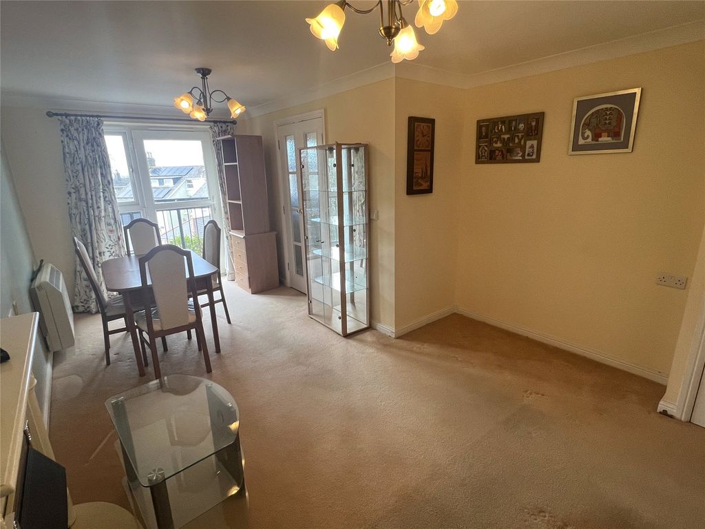 Property photo 3 of 10 Picture No. 07