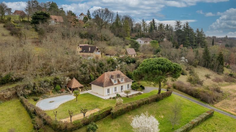 Property photo 2 of 14 Photo 2