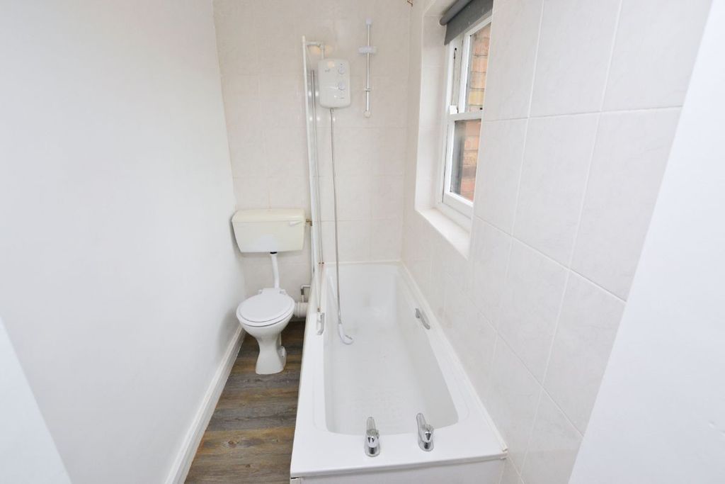 Property photo 3 of 3