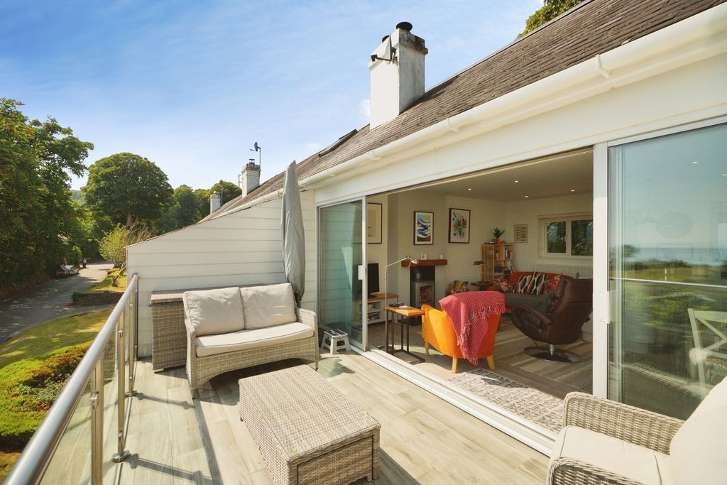 Property photo 2 of 15 Pbox-Img.Jpg