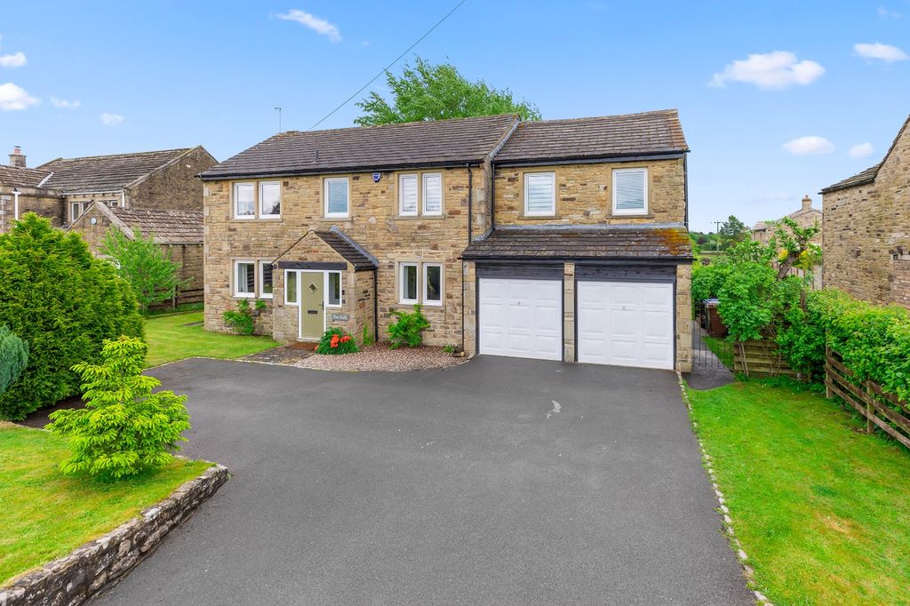Property photo 1 of 38 Picture No. 68