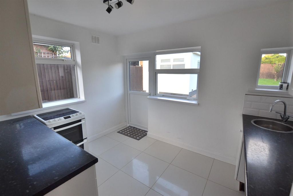 Property photo 2 of 15 Peashill (7).Jpg