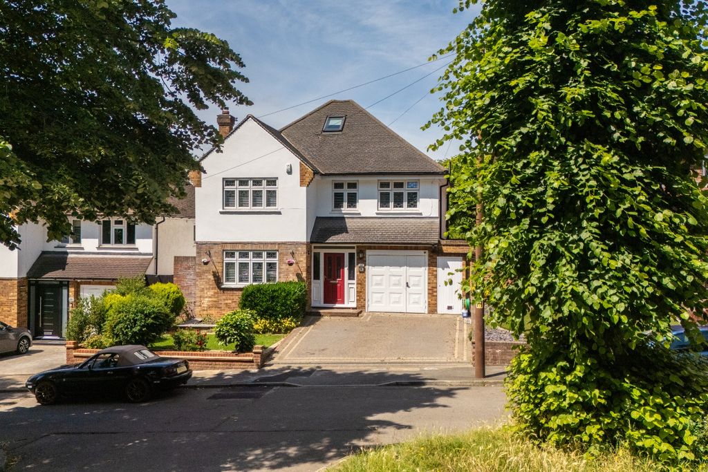 Property photo 1 of 19 5266251