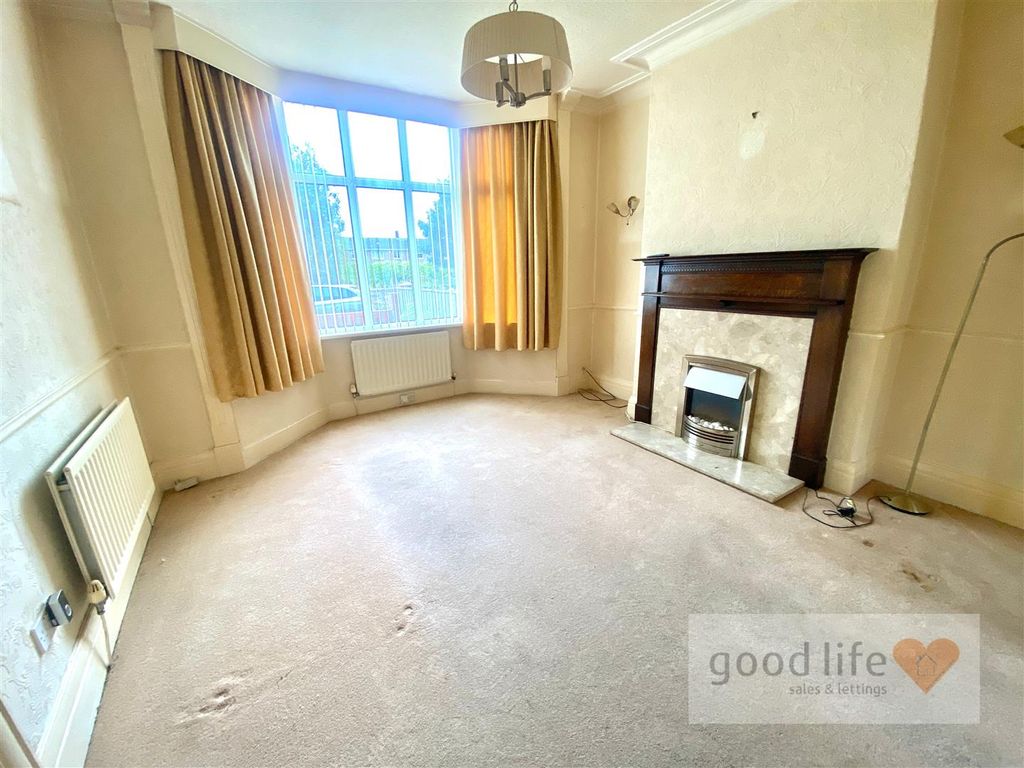 Property photo 2 of 16 20260918_114218425_Ios49 Hunter Terrace.Jpg