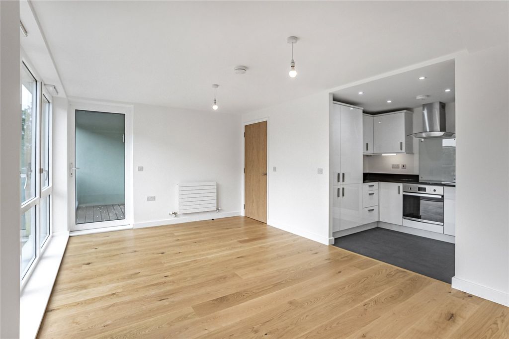 Property photo 2 of 14 Picture No. 05