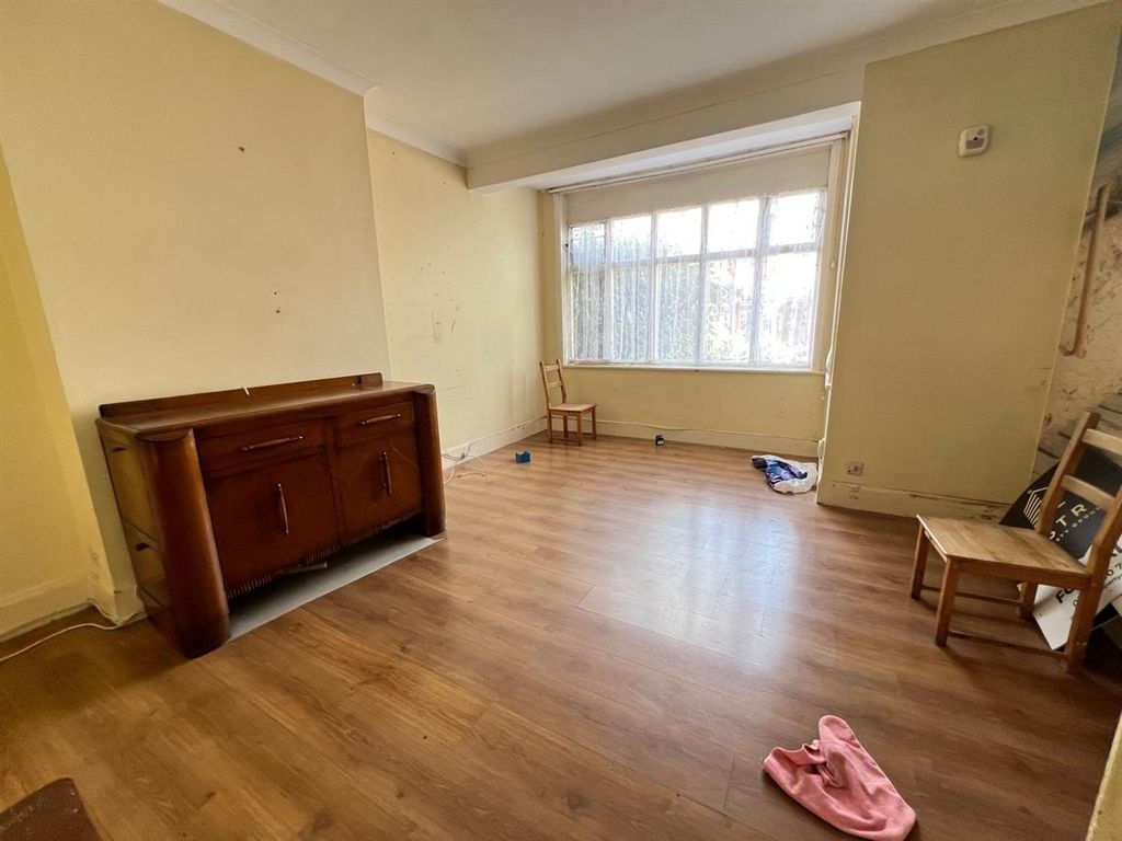Property photo 3 of 13 02.Jpg