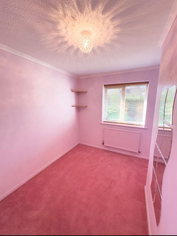 Property photo 3 of 8 O_1Hevdhtffoaf16Jq1J731Hbb1m9d7.Jpg