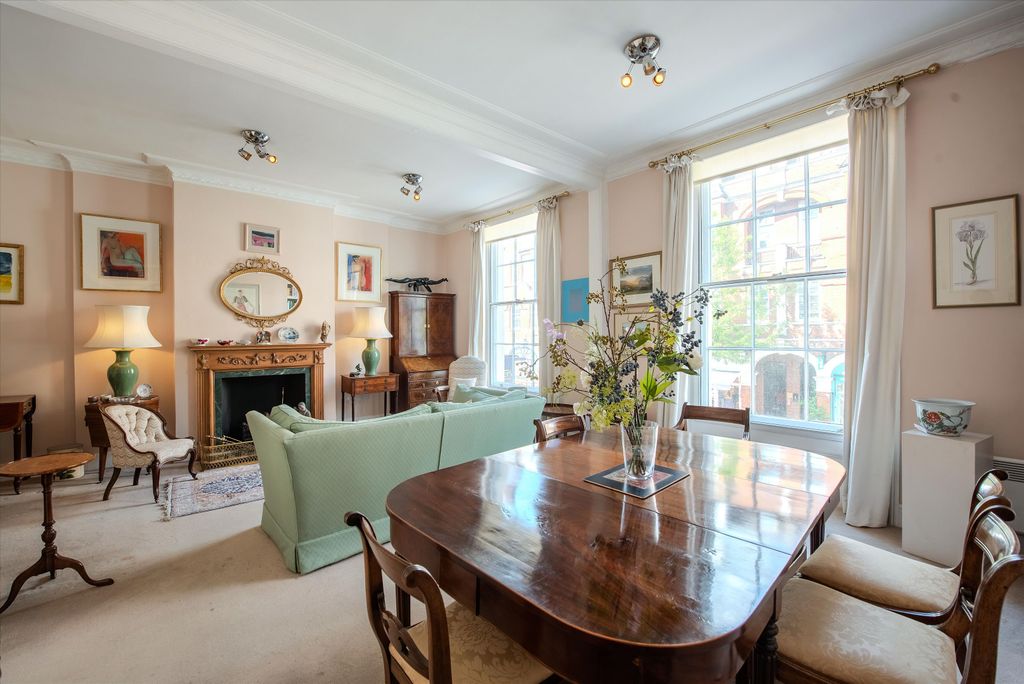 Property photo 2 of 9 Image