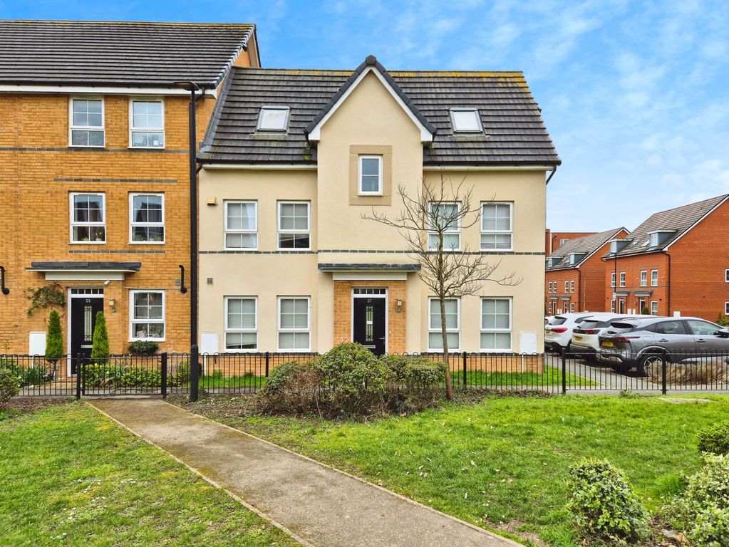 Property photo 1 of 16 Front