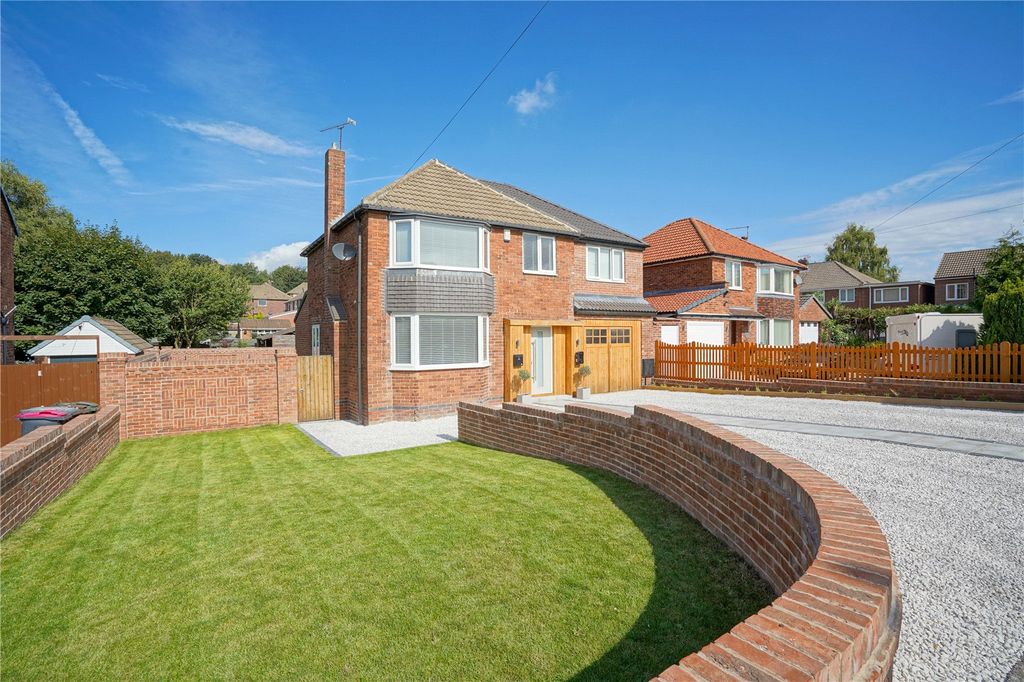 Property photo 1 of 29 Picture No. 05
