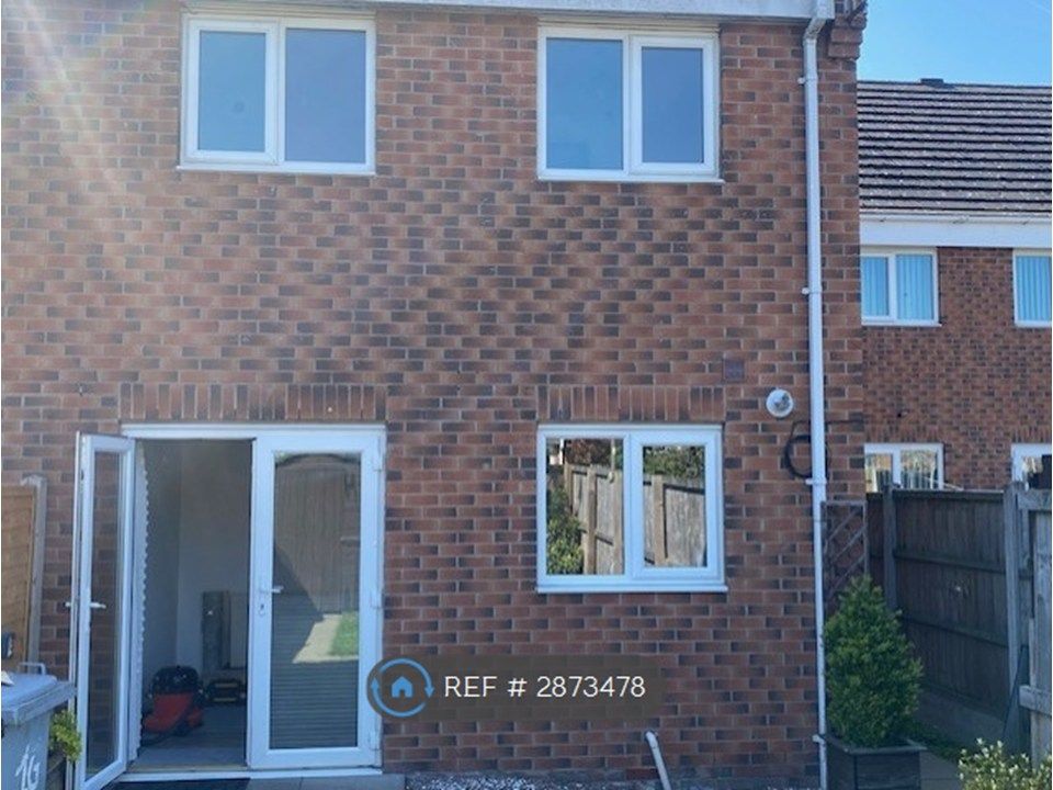 Property photo 3 of 19 Back