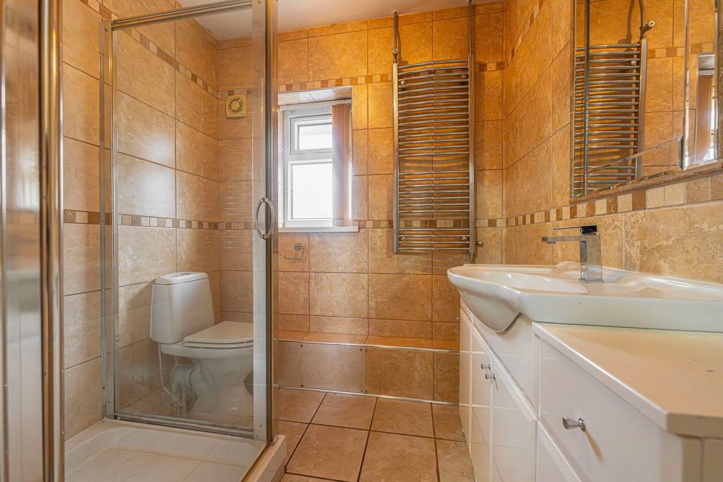 Additional image 22 of 2 bed flat for saleWaunfawr Gardens, Cross Keys NP11