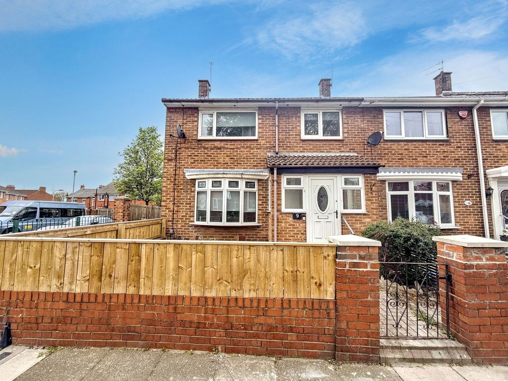 Property photo 1 of 12