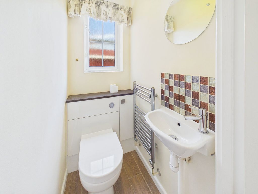Property photo 3 of 28