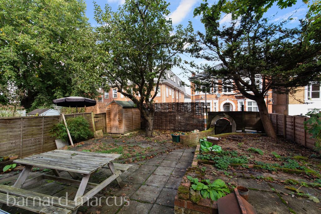Property photo 3 of 9