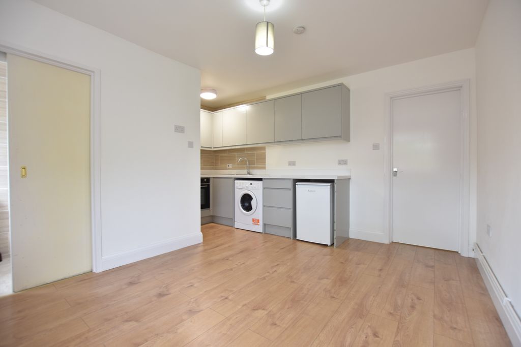 Property photo 2 of 8 Open Plan / Reception