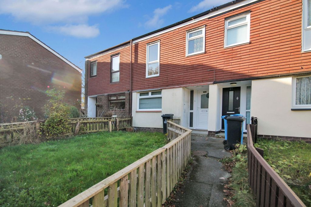 Property photo 1 of 20