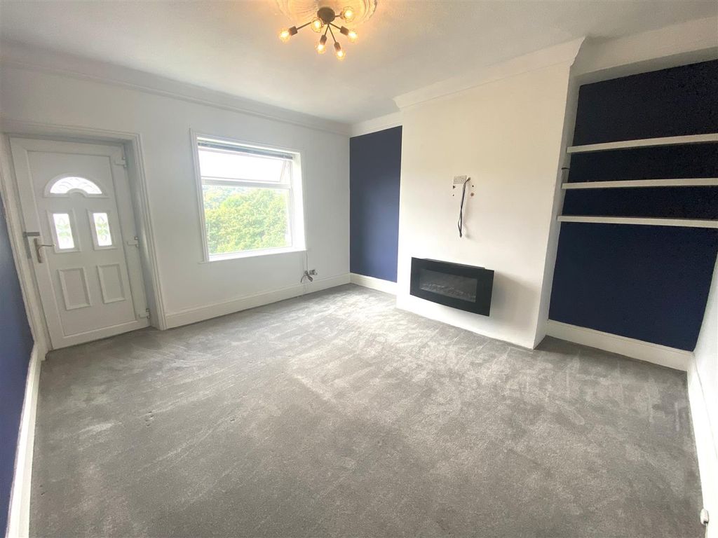 Property photo 3 of 9 3Parkterrace8.Jpg