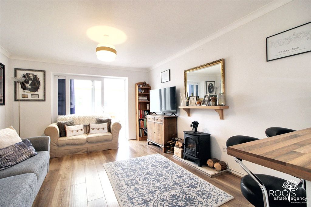 Property photo 2 of 11 Picture No. 04