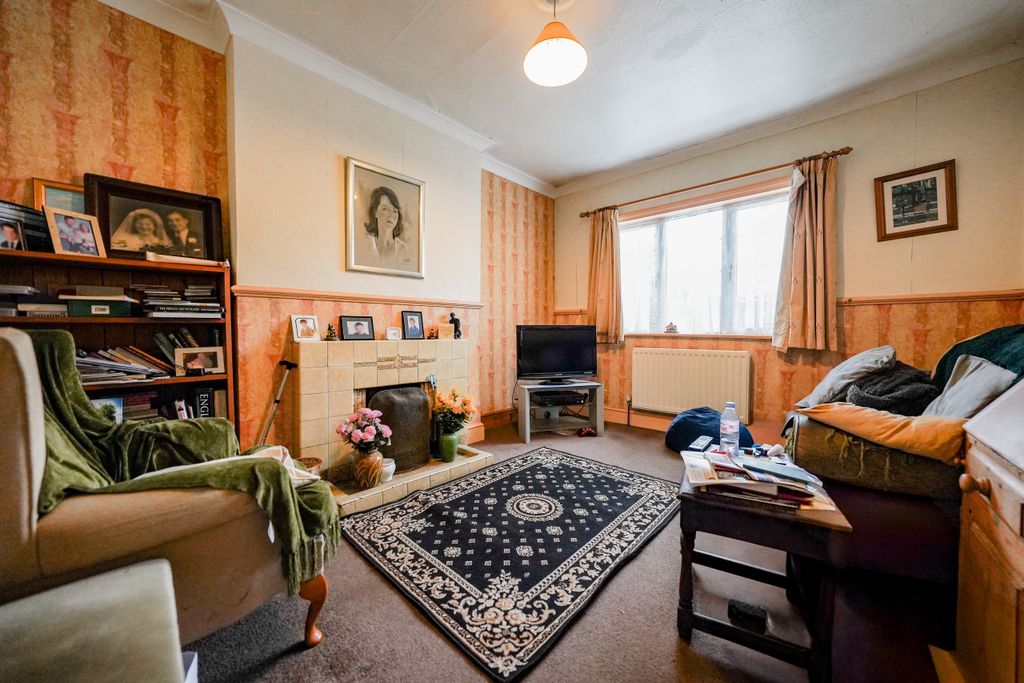 Property photo 3 of 19 Dsc09784