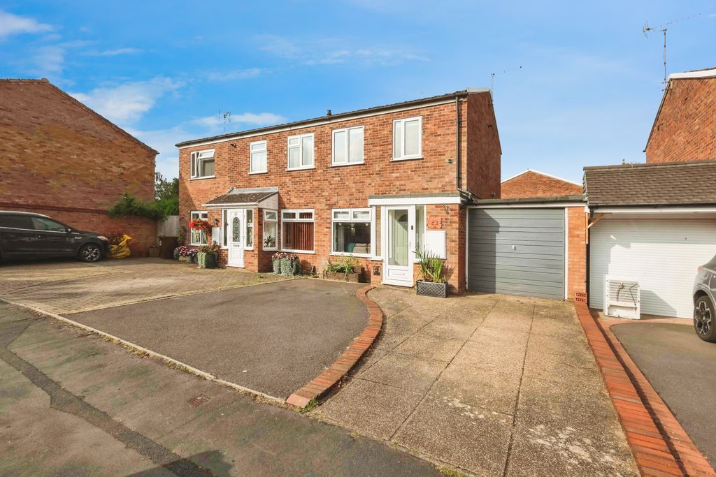 Property photo 2 of 15