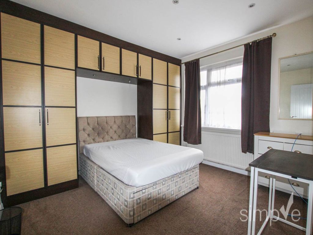 Property photo 1 of 8 Img_5494