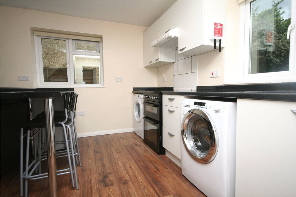 Property photo 2 of 7 Picture No. 03