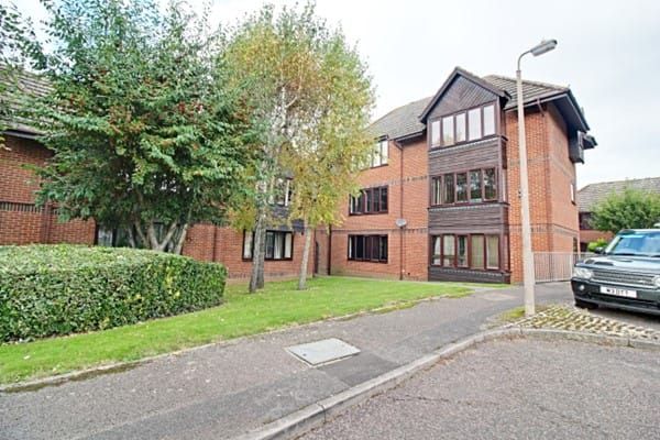 Property photo 1 of 5