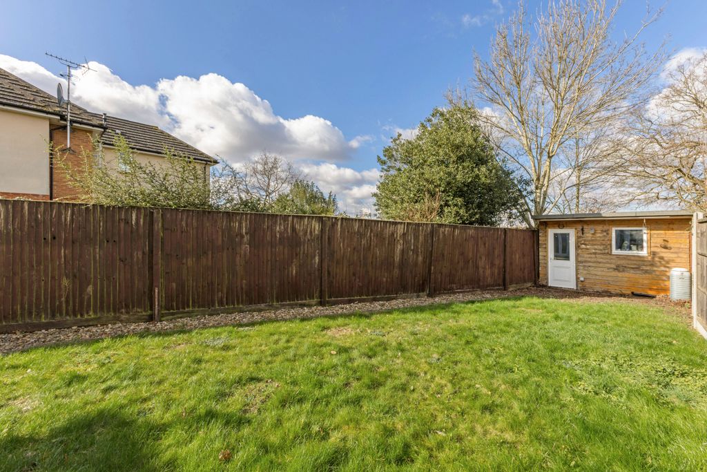 Property photo 3 of 24