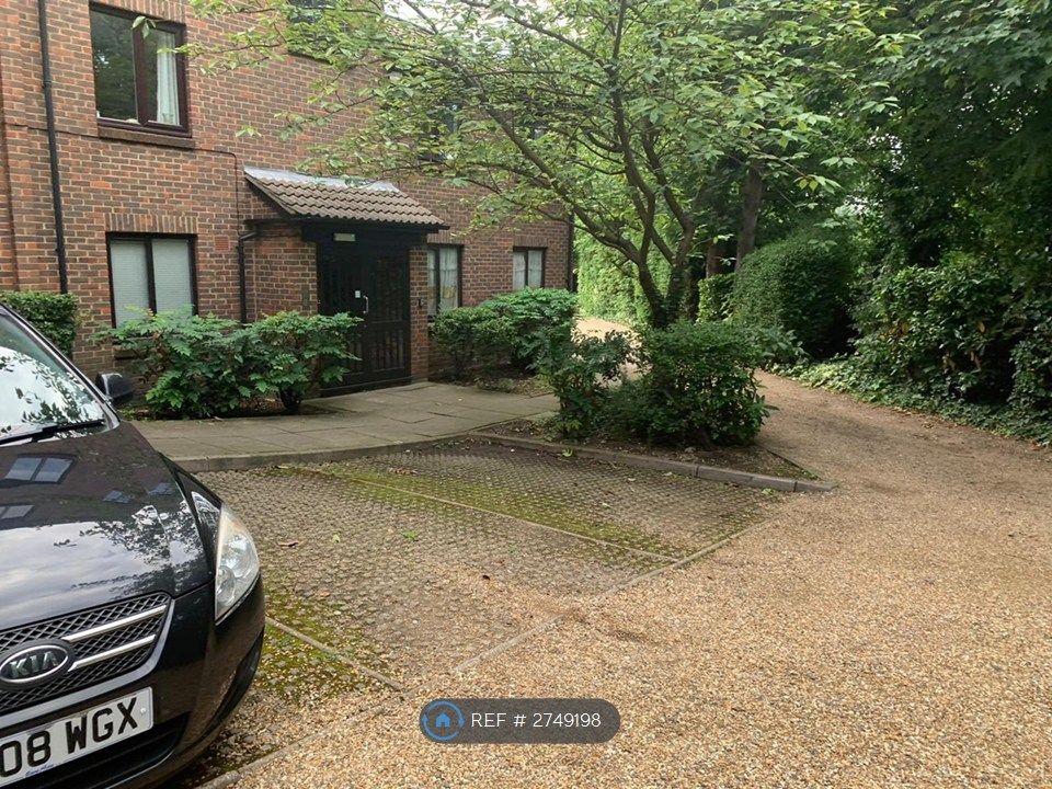 Property photo 2 of 12