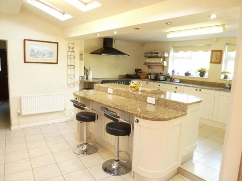 Property photo 3 of 8 Photo 3