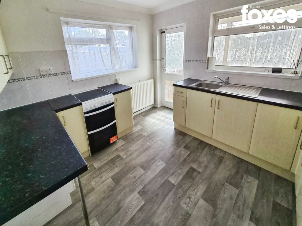 Property photo 3 of 19 5186022