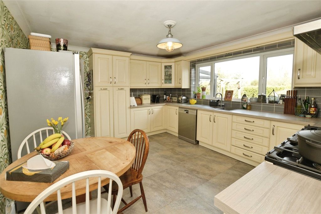 Property photo 3 of 20 Picture No. 09